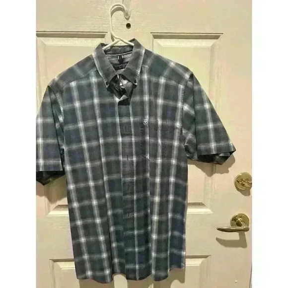 Ariat Pro Series Mens Shirt M Gray White Ventilated Arm Pits Plaid Button Down - Picture 1 of 7